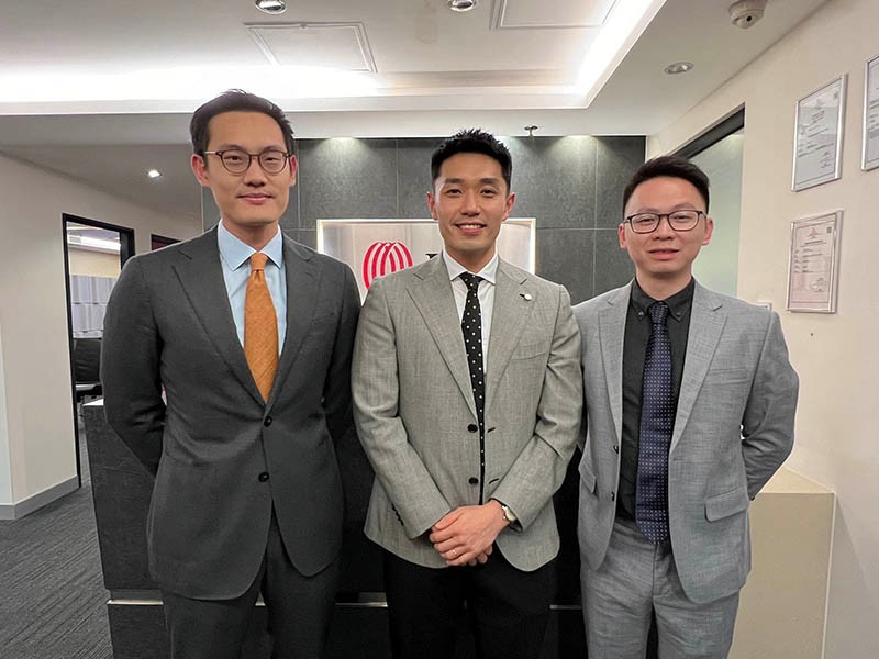 (Left to right) Mark Wong, Director of Value and Risk Advisory at JLL in Macau, Oliver Tong, General Manager at JLL in Macau and Zhuhai and Matt Kou, Senior Manager of Leasing at JLL. 