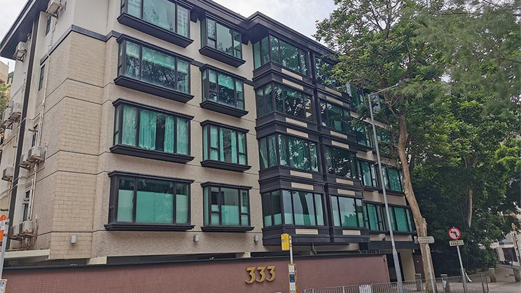 Rare en-bloc luxury residential in Tai Hang Road, Mid-Levels East for sale