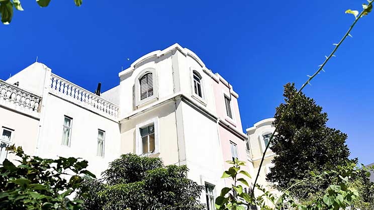 Red hill house