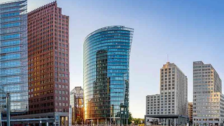 Panoramic view at the potsdamer platz, berlin